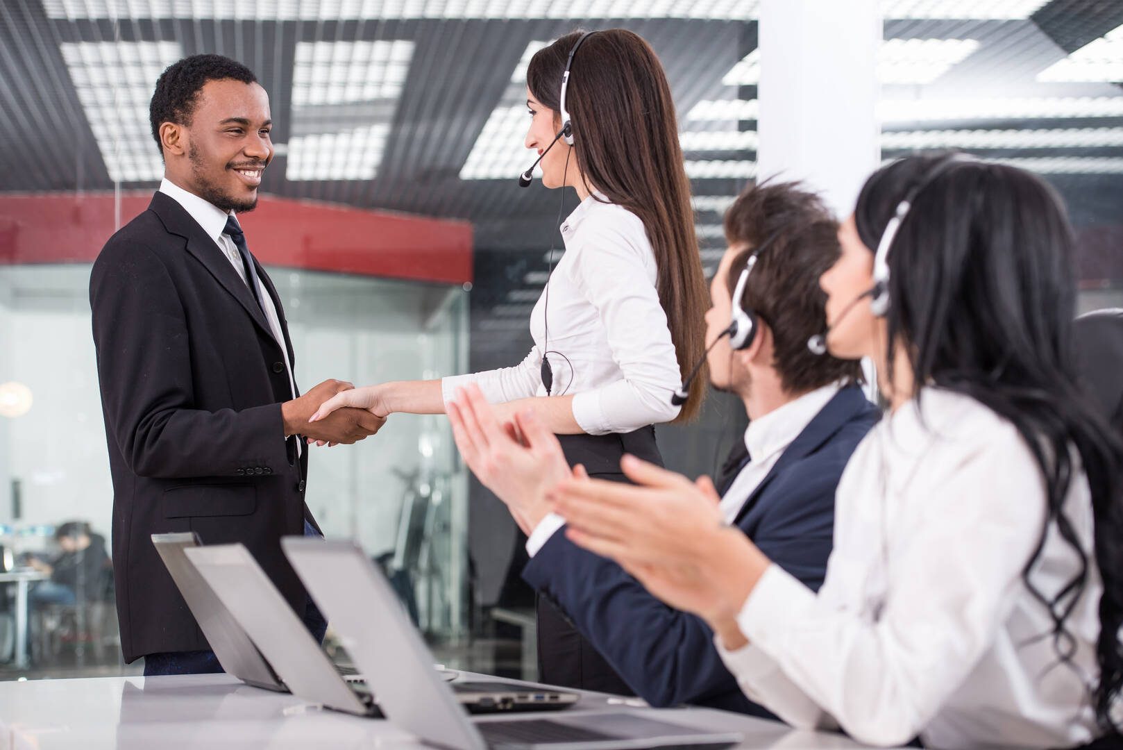 Airport Limo Service for Smooth and Timely Transfers in Miami FL